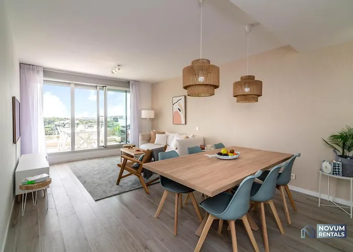 Apartamento Newly Built 3-bdrm Luxury W/ Stunning Sea Views *