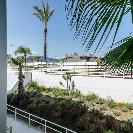 Apartment Newly Built 3-bdrm Luxury W/ Stunning Sea Views *