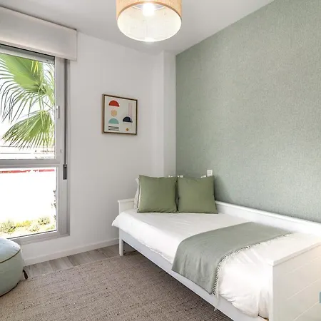 Apartment Newly Built 3-bdrm Luxury W/ Stunning Sea Views