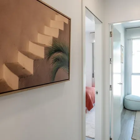 Newly Built 3-bdrm Luxury W/ Stunning Sea Views * إِستيبونا