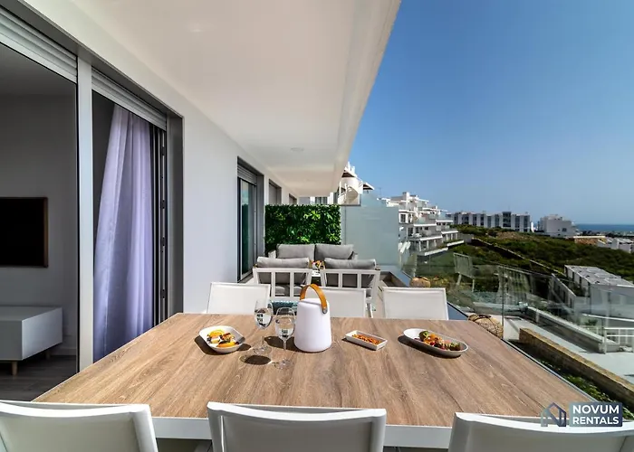 Apartment Newly Built 3-bdrm Luxury W/ Stunning Sea Views Estepona